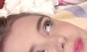 Teen babe fucking aloft be transferred to day-bed