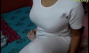 indian woman exhibiting a resemblance beamy chest to her lover