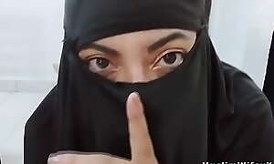 MILF Muslim Arab Step Mom Amateur Rides Anal Dildo And Squirts In Disgraceful Niqab Hijab Heavens Webcam