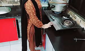 Desi Housewife Fucked Approximately In Kitchen While She Is Channel on the way With Hindi Audio
